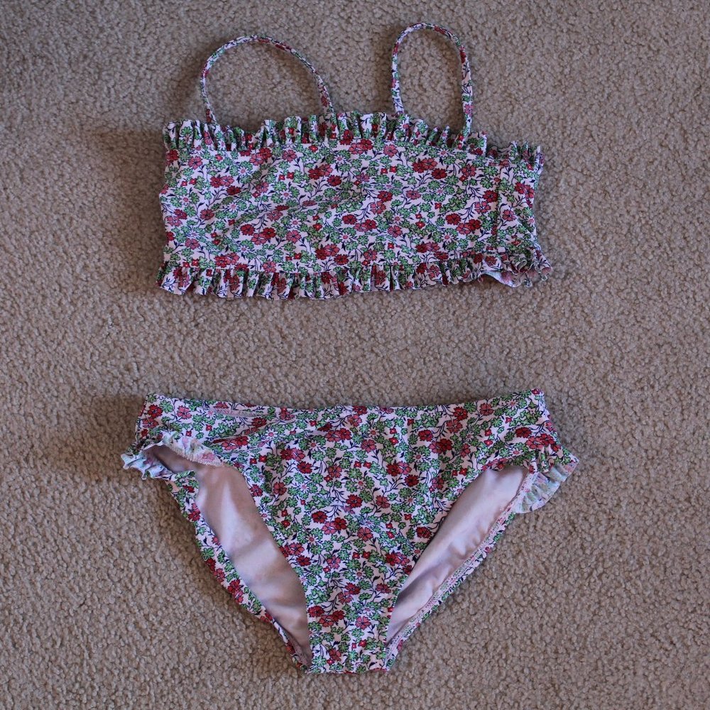 Bikini with floral pattern
